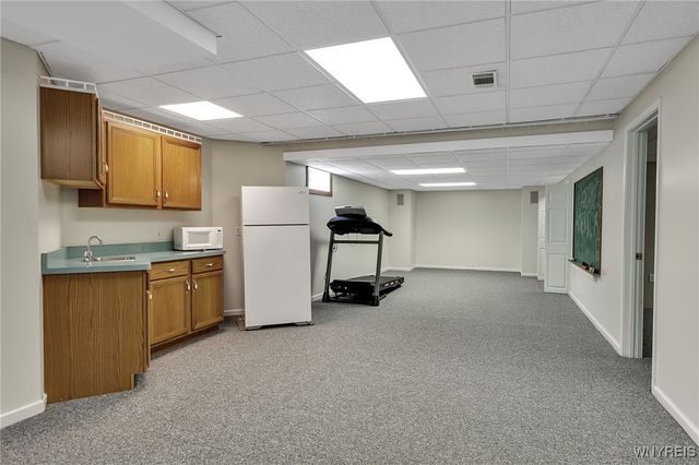 27 Edgewood Drive, Batavia, NY 14020