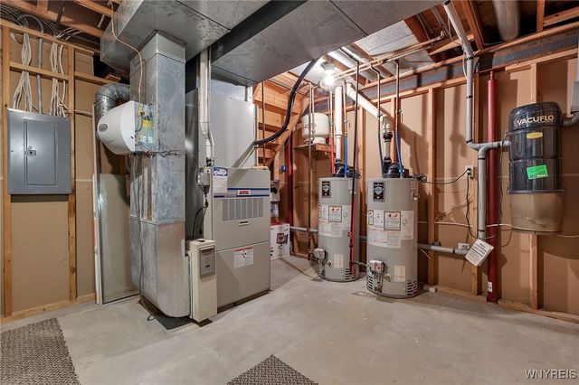 27 Edgewood Drive, Batavia, NY 14020