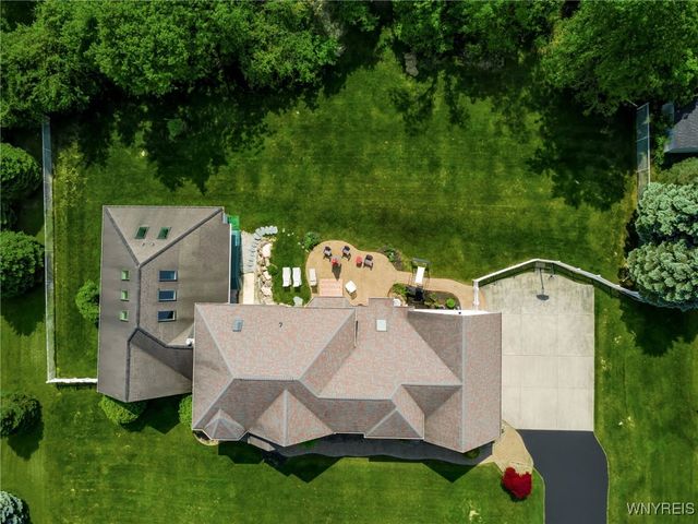 27 Edgewood Drive, Batavia, NY 14020