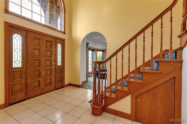 27 Edgewood Drive, Batavia, NY 14020