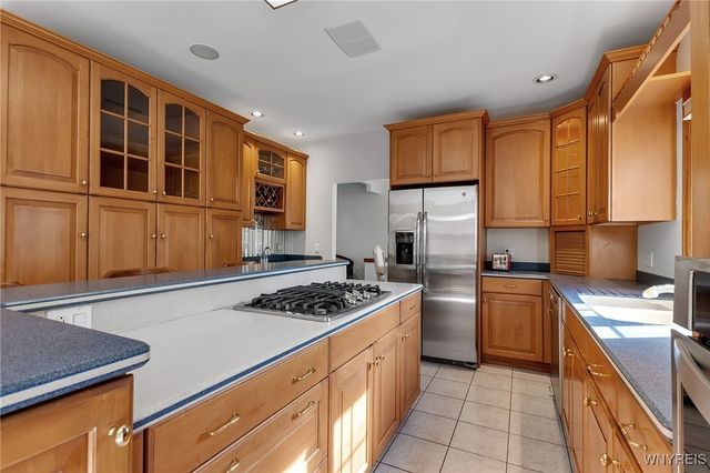 27 Edgewood Drive, Batavia, NY 14020