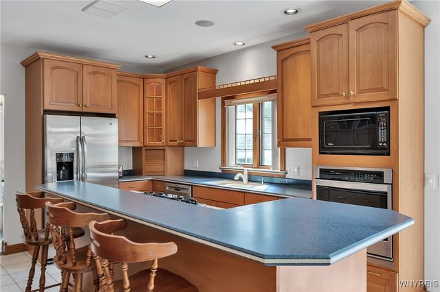 27 Edgewood Drive, Batavia, NY 14020