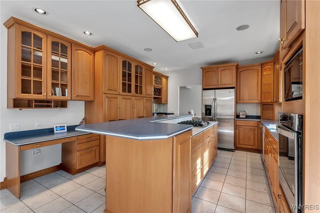 27 Edgewood Drive, Batavia, NY 14020