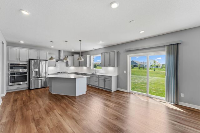18466 Greenstone Way, Lakeville, MN 55044