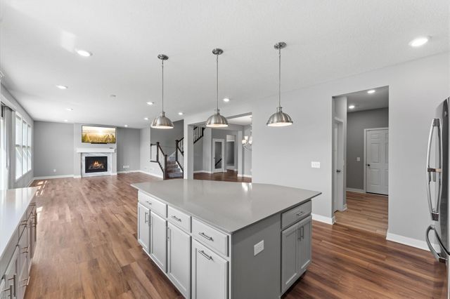 18466 Greenstone Way, Lakeville, MN 55044