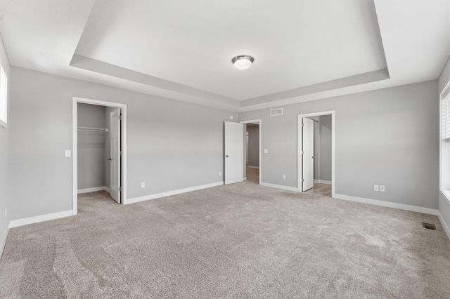 18466 Greenstone Way, Lakeville, MN 55044