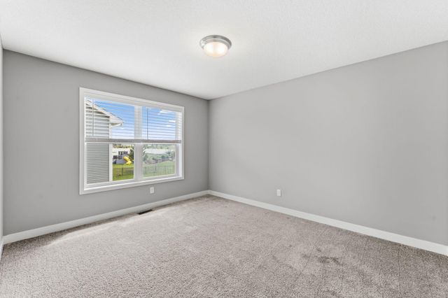 18466 Greenstone Way, Lakeville, MN 55044