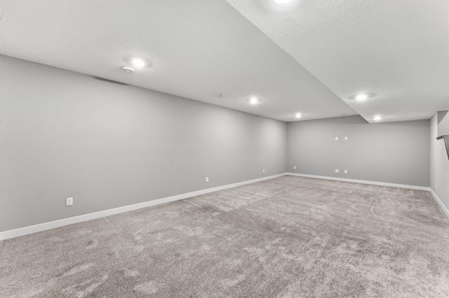 18466 Greenstone Way, Lakeville, MN 55044