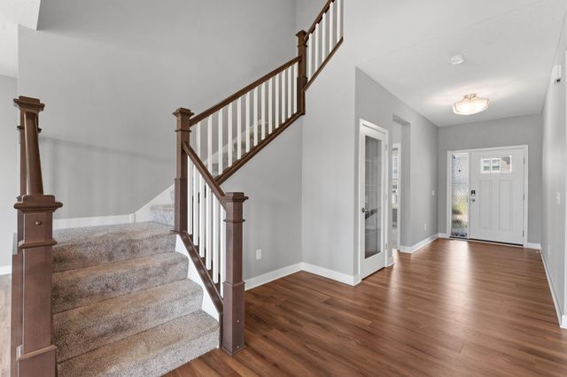 18466 Greenstone Way, Lakeville, MN 55044