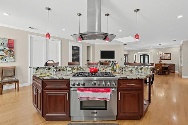 1507 Valota Road, Redwood City, CA 94061