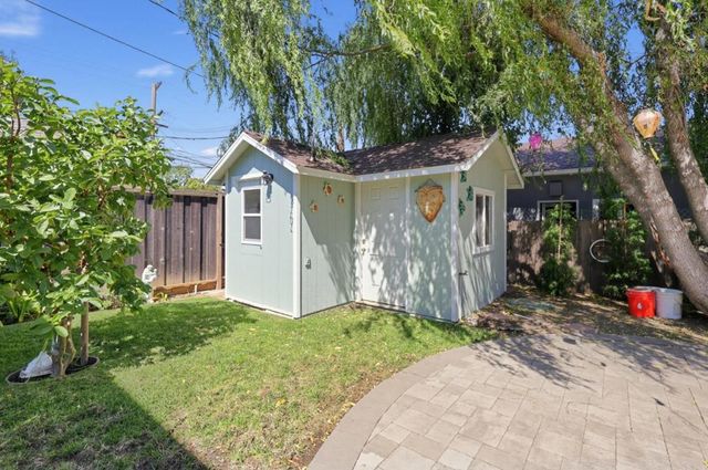 1507 Valota Road, Redwood City, CA 94061