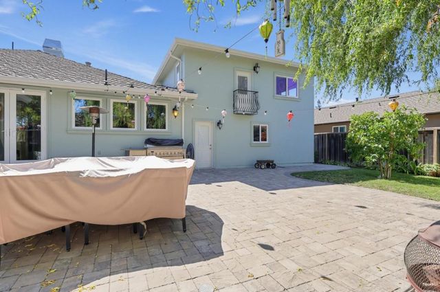 1507 Valota Road, Redwood City, CA 94061