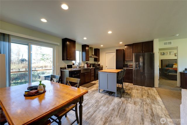 371 Mayer Street, Coupeville, WA 98239