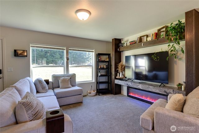 371 Mayer Street, Coupeville, WA 98239