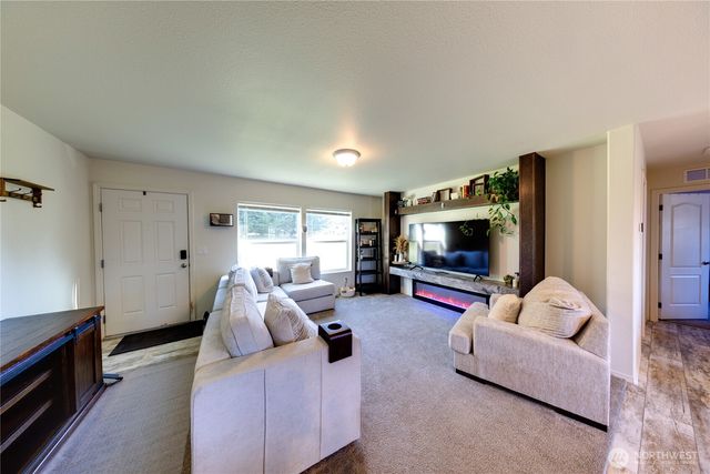 371 Mayer Street, Coupeville, WA 98239