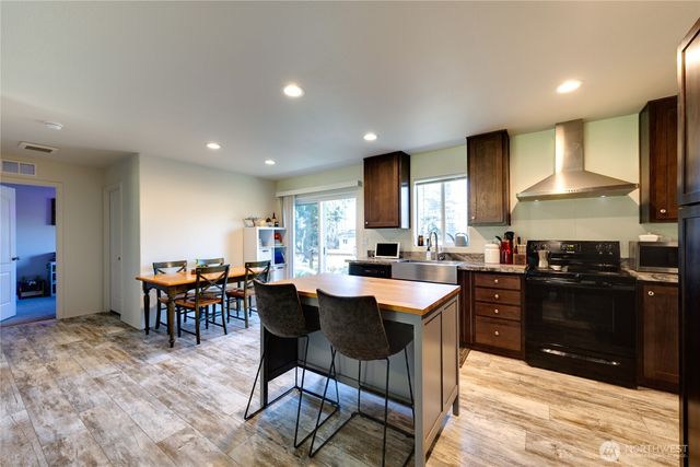 371 Mayer Street, Coupeville, WA 98239