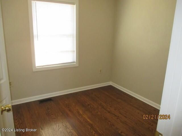 5611 Littleridge Dr, Louisville, KY 40229