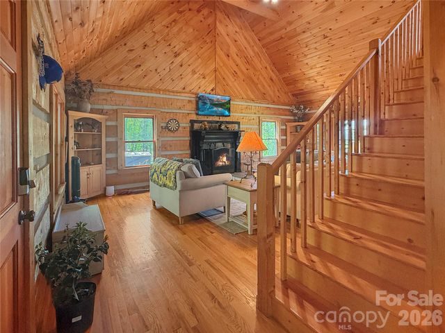 564 Nettles Ridge Road, Banner Elk, NC 28604