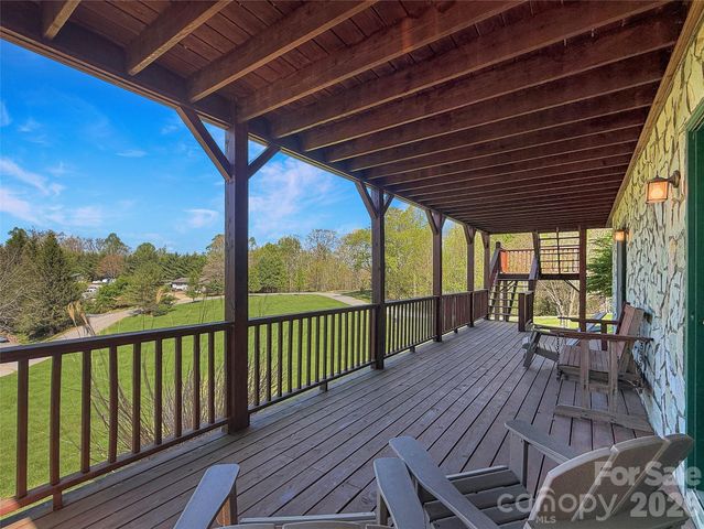 564 Nettles Ridge Road, Banner Elk, NC 28604