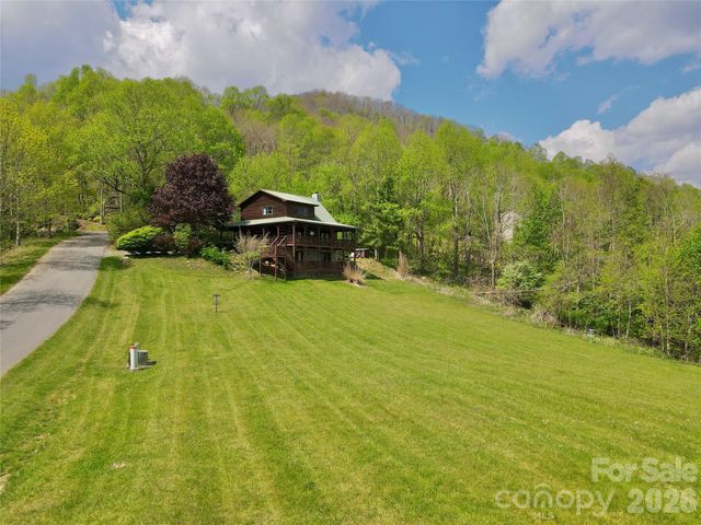 564 Nettles Ridge Road, Banner Elk, NC 28604