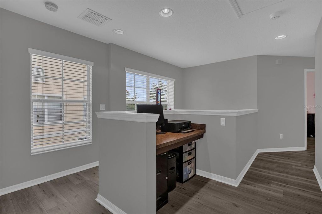 Image 19 of property listing at 10226 FALLSGROVE STREET, Orlando, FL 32836