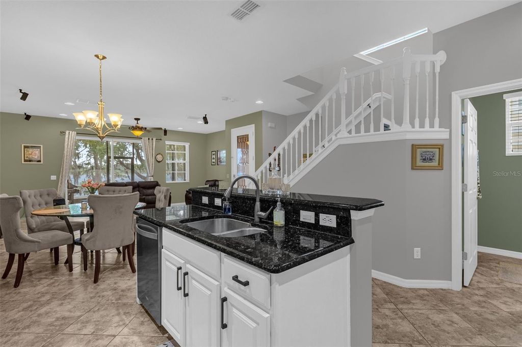 Image 8 of property listing at 10226 FALLSGROVE STREET, Orlando, FL 32836