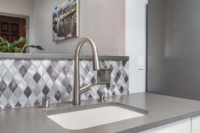 9825 Denali Road NE, Albuquerque, NM 87111