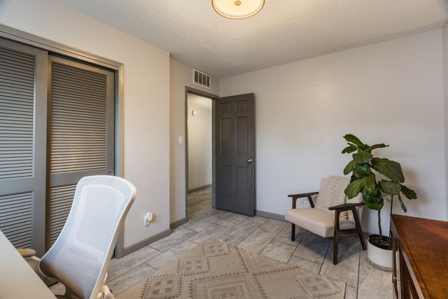 9825 Denali Road NE, Albuquerque, NM 87111
