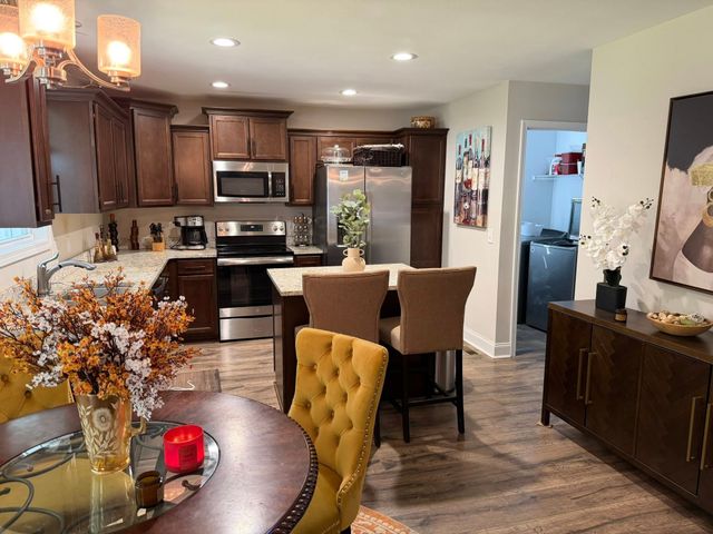 1179 Elizabeth Ln, Clarksville, TN 37042