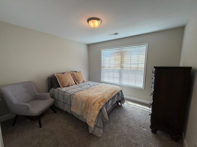 1179 Elizabeth Ln, Clarksville, TN 37042