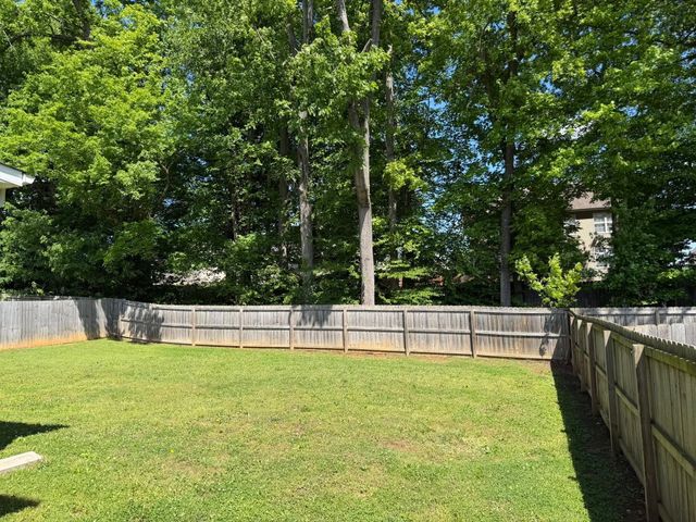 1179 Elizabeth Ln, Clarksville, TN 37042