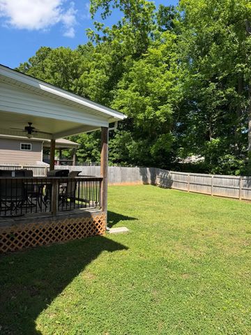 1179 Elizabeth Ln, Clarksville, TN 37042