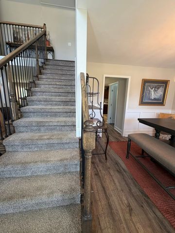 1179 Elizabeth Ln, Clarksville, TN 37042