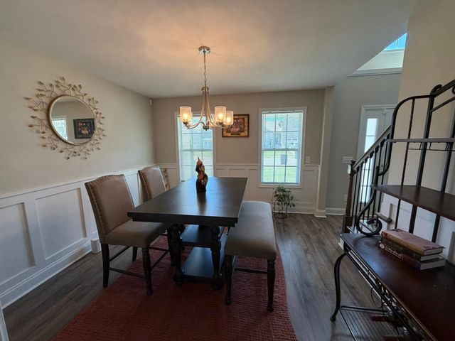 1179 Elizabeth Ln, Clarksville, TN 37042