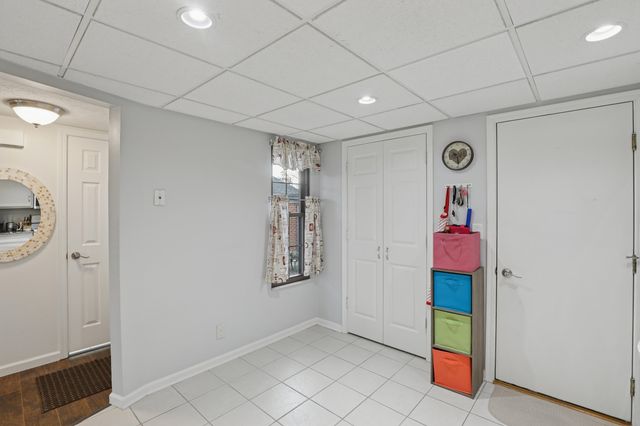 1576 Greens Edge Drive, Florence, KY 41042