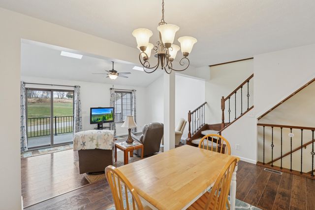 1576 Greens Edge Drive, Florence, KY 41042