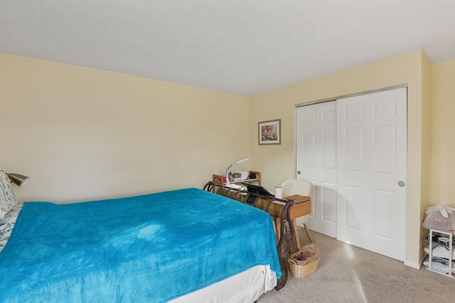 1576 Greens Edge Drive, Florence, KY 41042