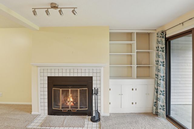 1576 Greens Edge Drive, Florence, KY 41042