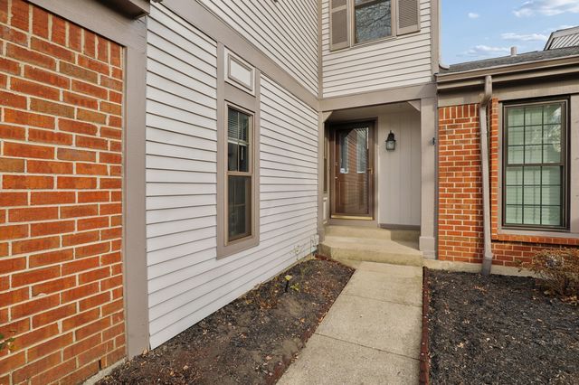 1576 Greens Edge Drive, Florence, KY 41042