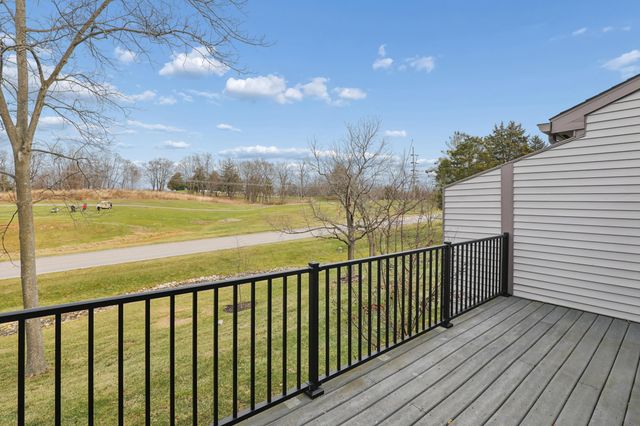 1576 Greens Edge Drive, Florence, KY 41042