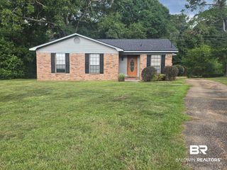 21 Oakview Drive, Saraland, AL 36571