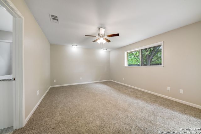 627 SUMMERWOOD DR, New Braunfels, TX 78130