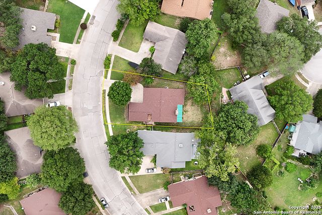 627 SUMMERWOOD DR, New Braunfels, TX 78130