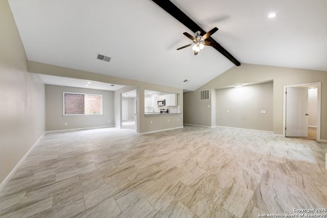 627 SUMMERWOOD DR, New Braunfels, TX 78130