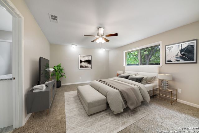 627 SUMMERWOOD DR, New Braunfels, TX 78130