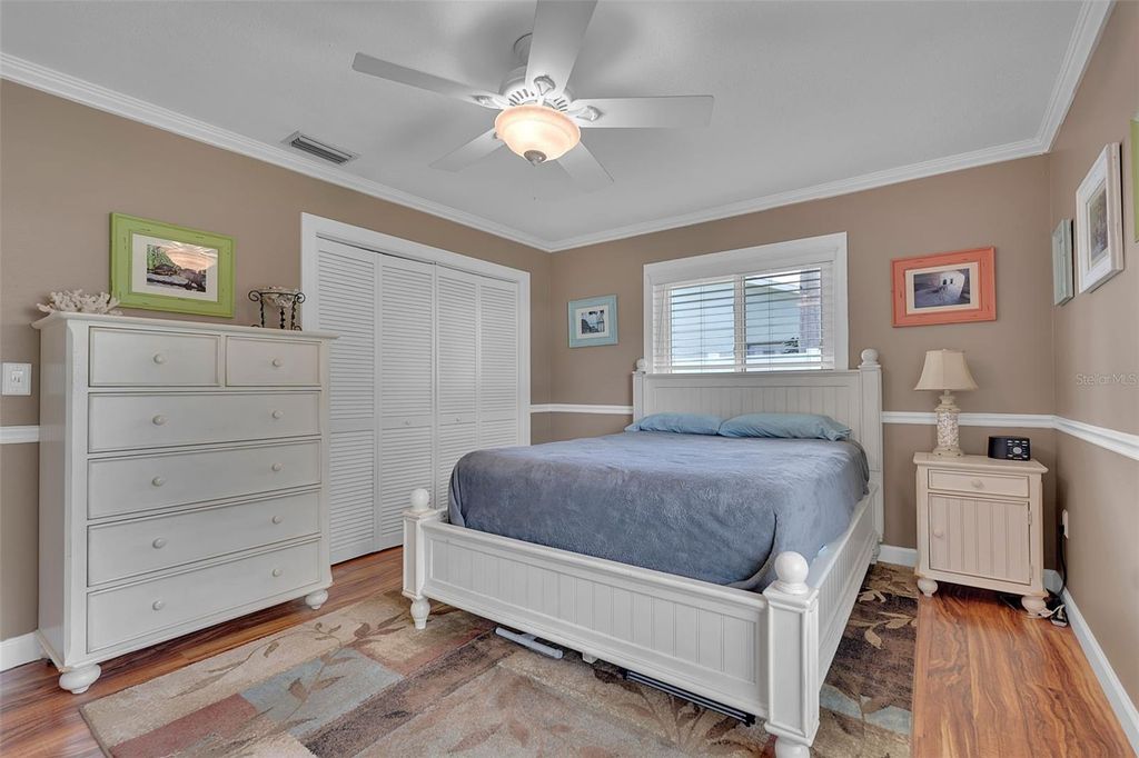 Image 26 of property listing at 5210 36TH AVENUE CIRCLE W, Bradenton, FL 34209