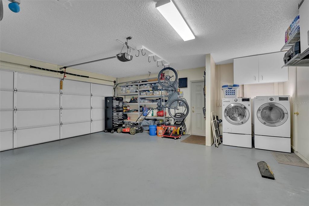 Image 30 of property listing at 5210 36TH AVENUE CIRCLE W, Bradenton, FL 34209
