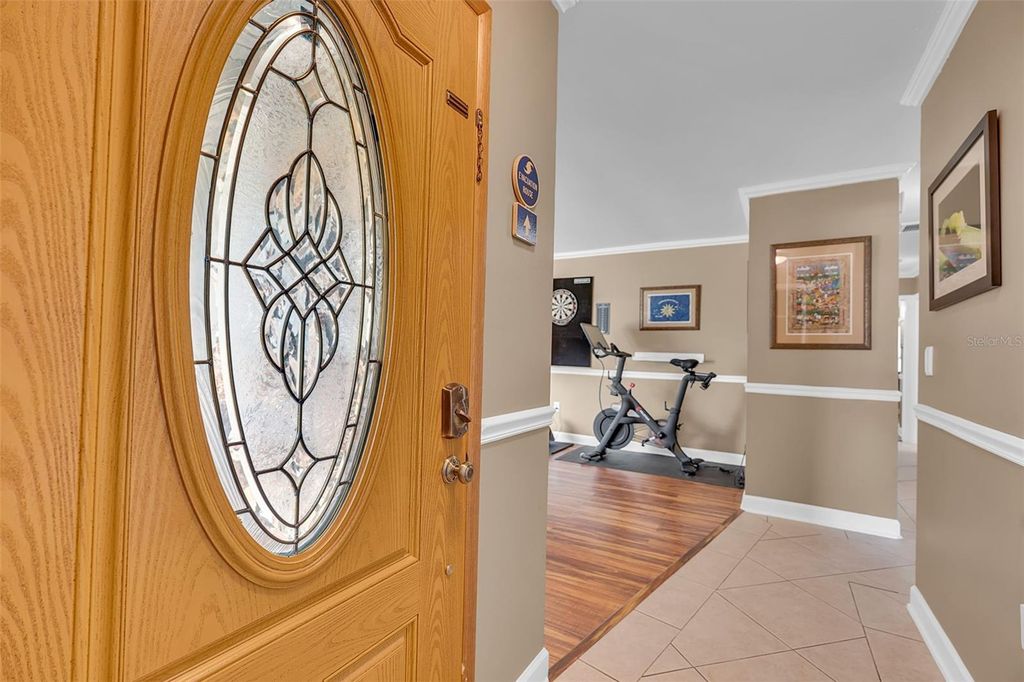 Image 7 of property listing at 5210 36TH AVENUE CIRCLE W, Bradenton, FL 34209