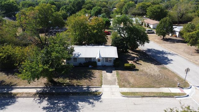 2907 Elm Park, Richland Hills, TX 76118