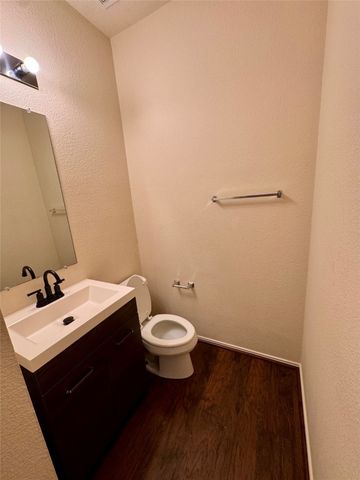 1708 Cliffrose Lane, Lewisville, TX 75067